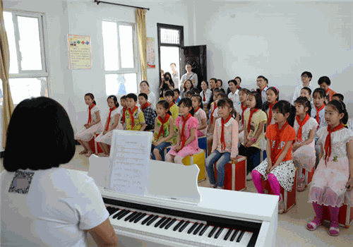 菲蓓尔儿童音乐学院