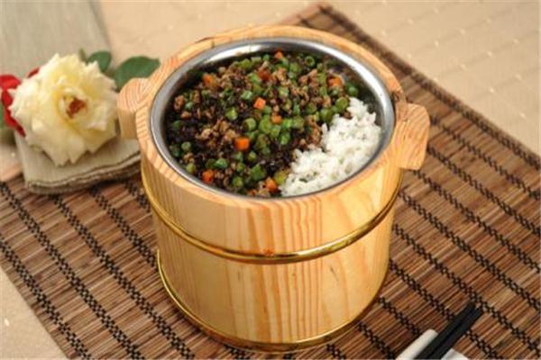 阿牛嫂木桶饭