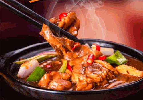 毛记黄焖鸡米饭