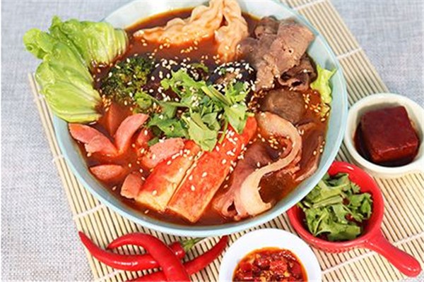 小辣骄麻辣烫