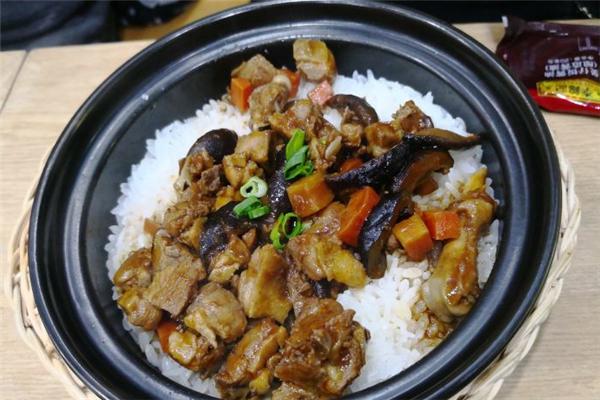 曹小曹煲仔饭