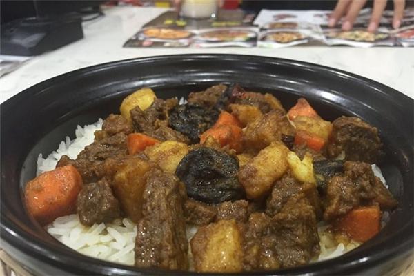 曹小曹煲仔饭