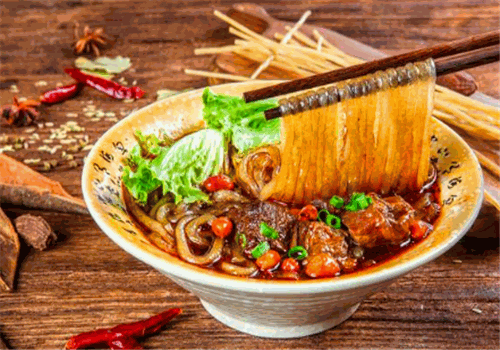 梁小担牛肉粉