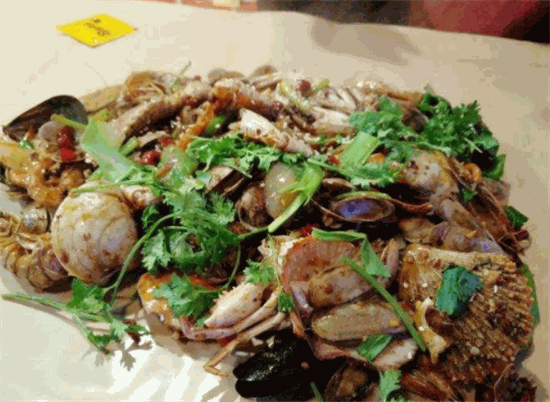 鹿鸣记手抓海鲜主题餐厅加盟流程简单