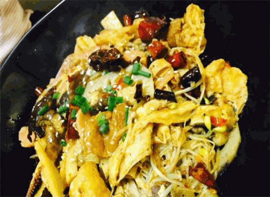 蜀道麻辣香锅开店成本低