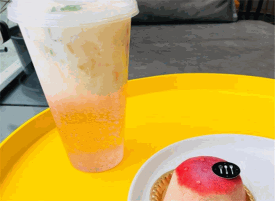 茶西西饮品加盟