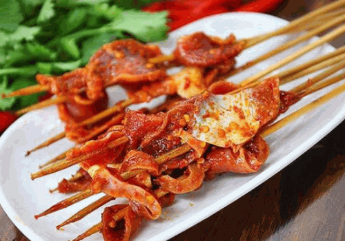 让签签飞小郡肝串串