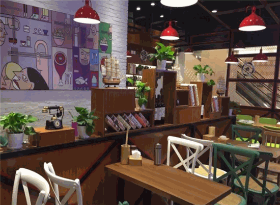 渝辣记火锅米线店面布置，简约典雅