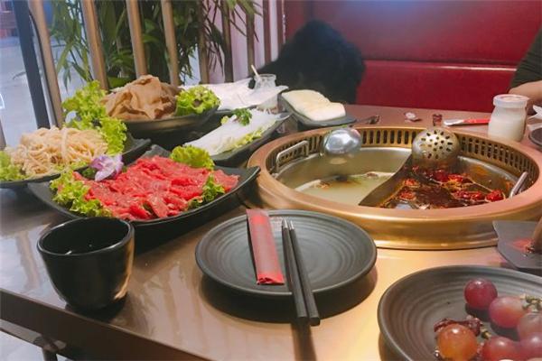 重庆丙火锅