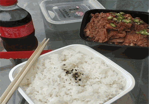 辣骨气饭