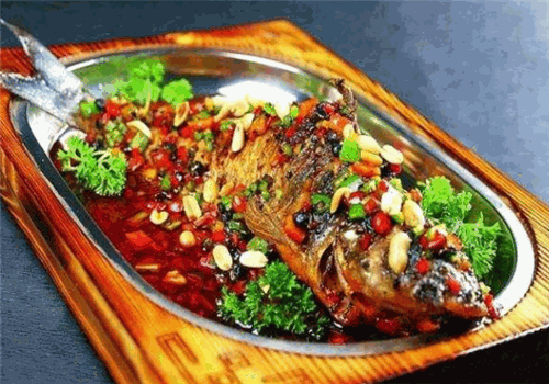 因为鱼烤鱼饭