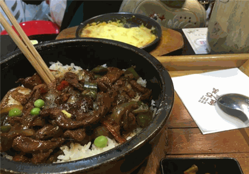 食全石美石锅饭