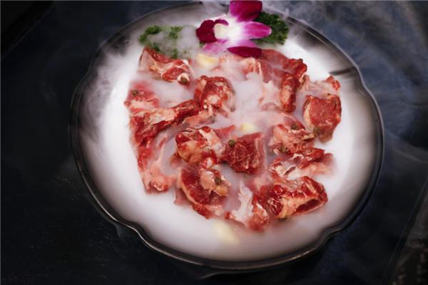 新三不牛腩