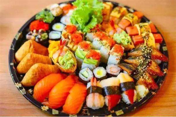 春风红叶寿司