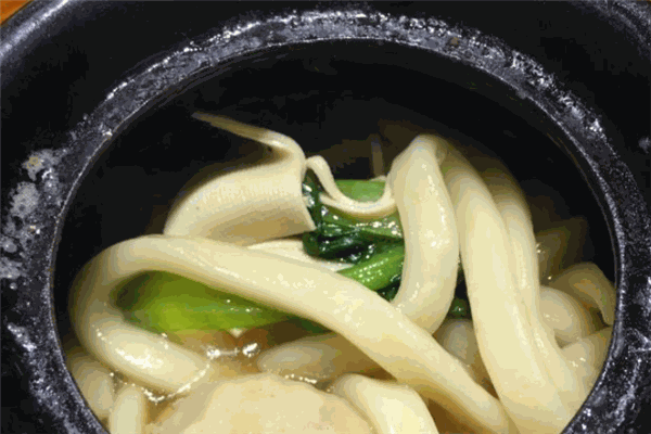 亚伟瓦罐面需要具备哪些加盟条件