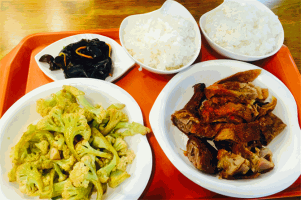 盛京小伙坛肉酸菜怎么样