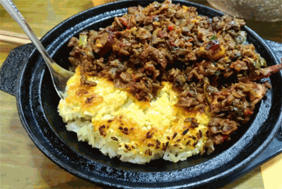 乡村锅巴饭加盟费多少钱