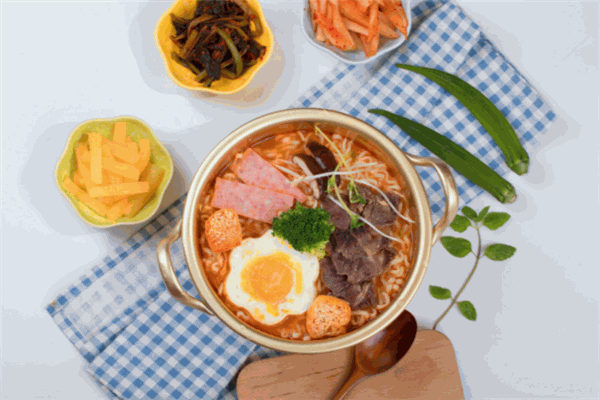 泡面小食堂加盟电话热线