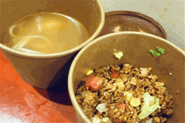 四筒炒饭加盟费多少钱