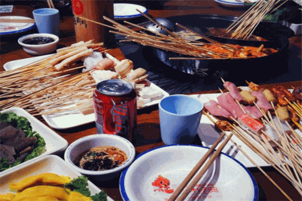 签海串串火锅怎么样