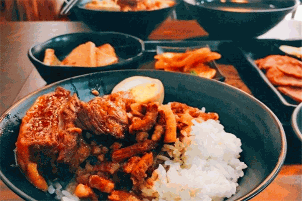 阿一师卤肉饭加盟