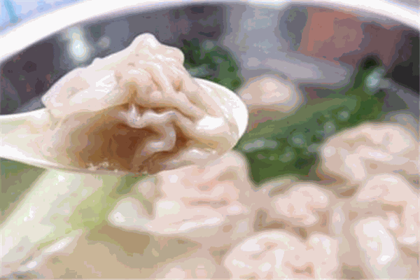 鲜尊海胆馄饨