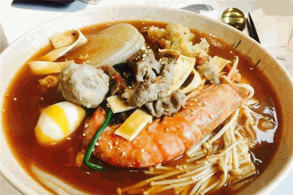 请三蔬鸡汤麻辣烫