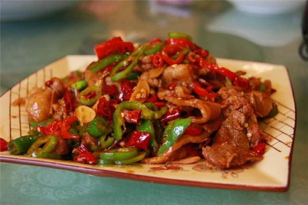 辣椒树湘菜加盟