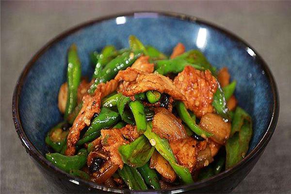 辣椒树湘菜加盟
