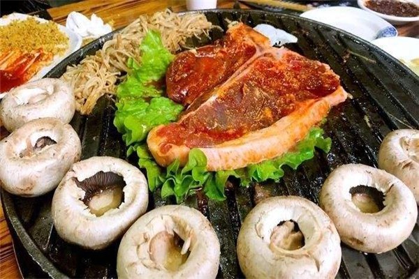 上禾酱匙烤肉加盟