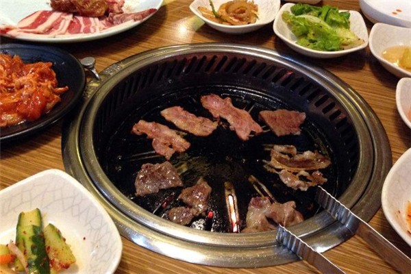 上禾酱匙烤肉加盟