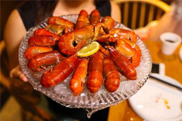 虾客岛龙虾主题餐厅加盟