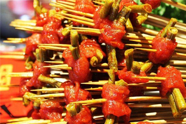 龙巴适串串香加盟 龙巴适串串香加盟