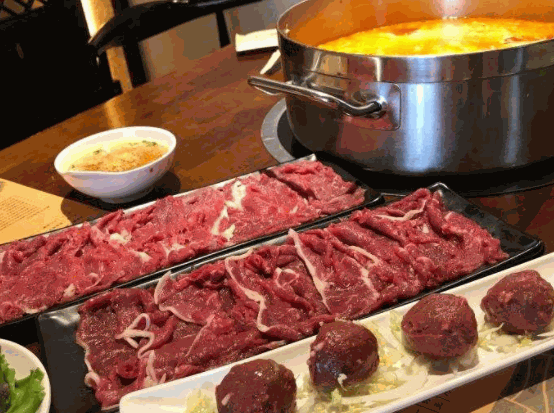 鲜牛记潮汕牛肉火锅加盟