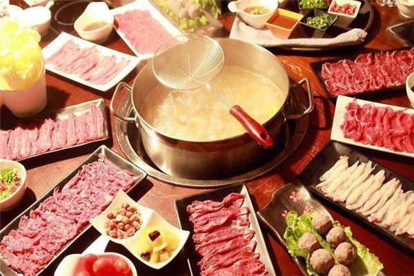 牛村来人潮汕鲜牛肉火锅加盟利润怎么样?