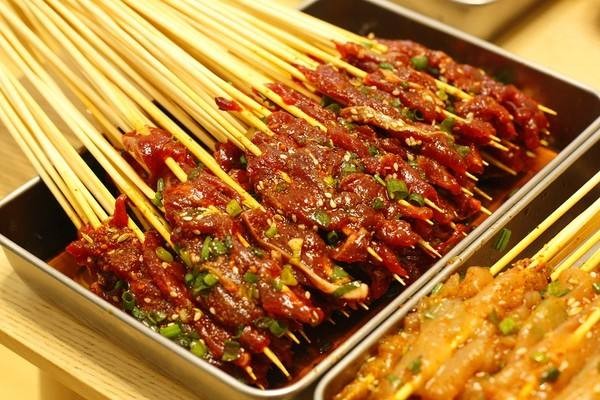 川小妖串串香店优势来袭全面分析