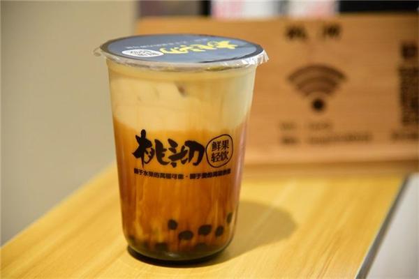 桃沏鲜果轻饮产品 门店图片