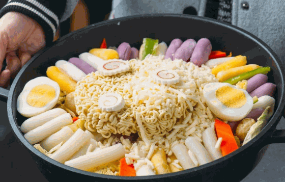 泰好吃芝士年糕火锅产品 门店图片