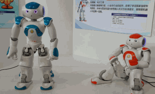 小i机器人产品 门店图片