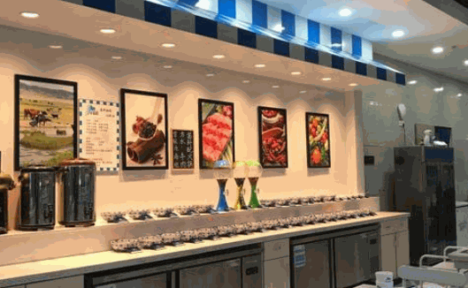 小蓝帽牛肉和酱料火锅产品 门店图片