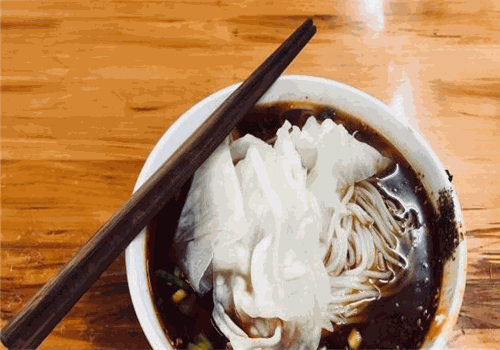 蒋六十八梯眼镜面