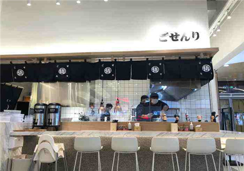 悟仟里