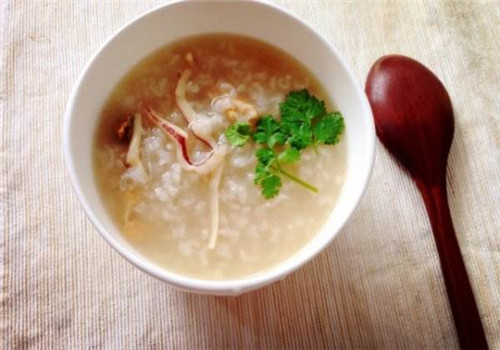 脆鲩鱼粥火锅