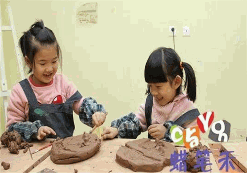 蜡笔禾儿童美术