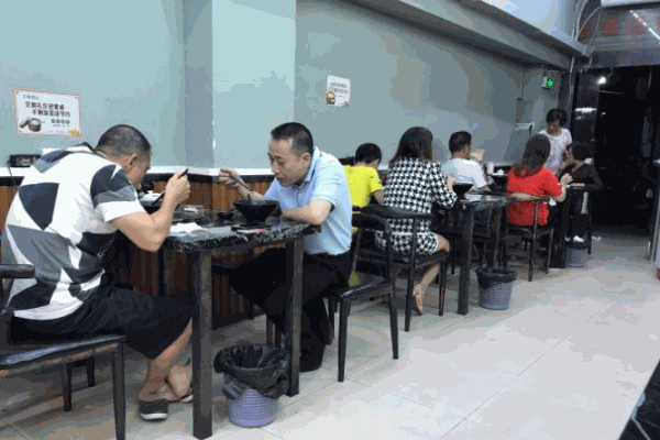 李记祖传鱼粥加盟