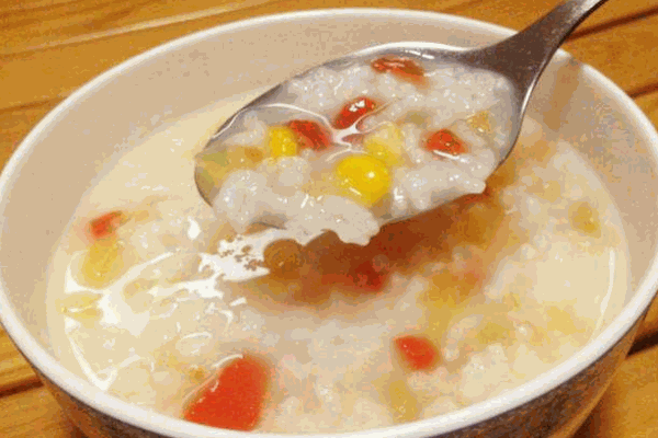 天天向上粥店加盟
