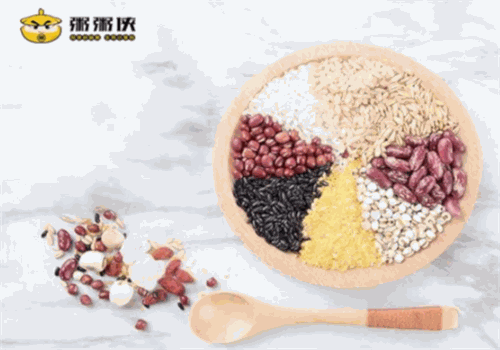 粥粥侠