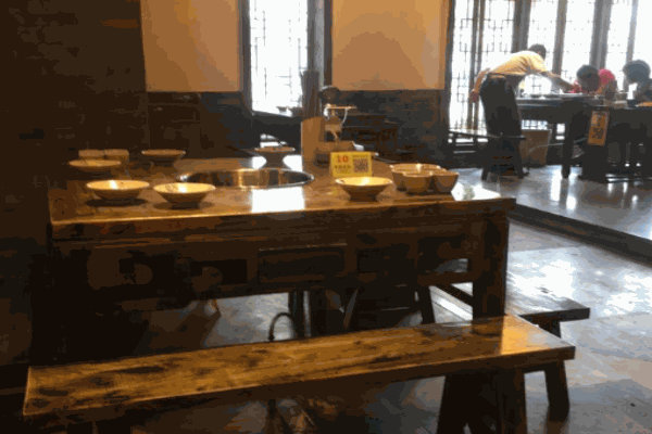 小龙老火锅加盟