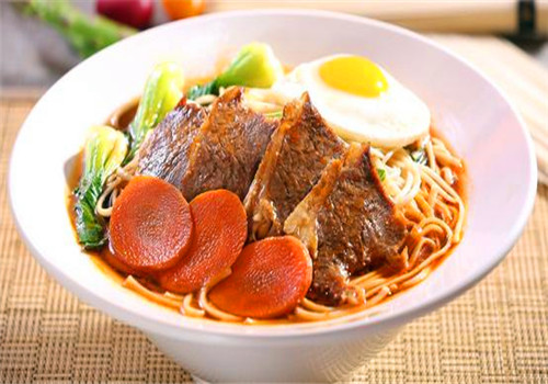 伊清阁牛肉面