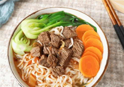 狮吼老坛酸菜牛肉面